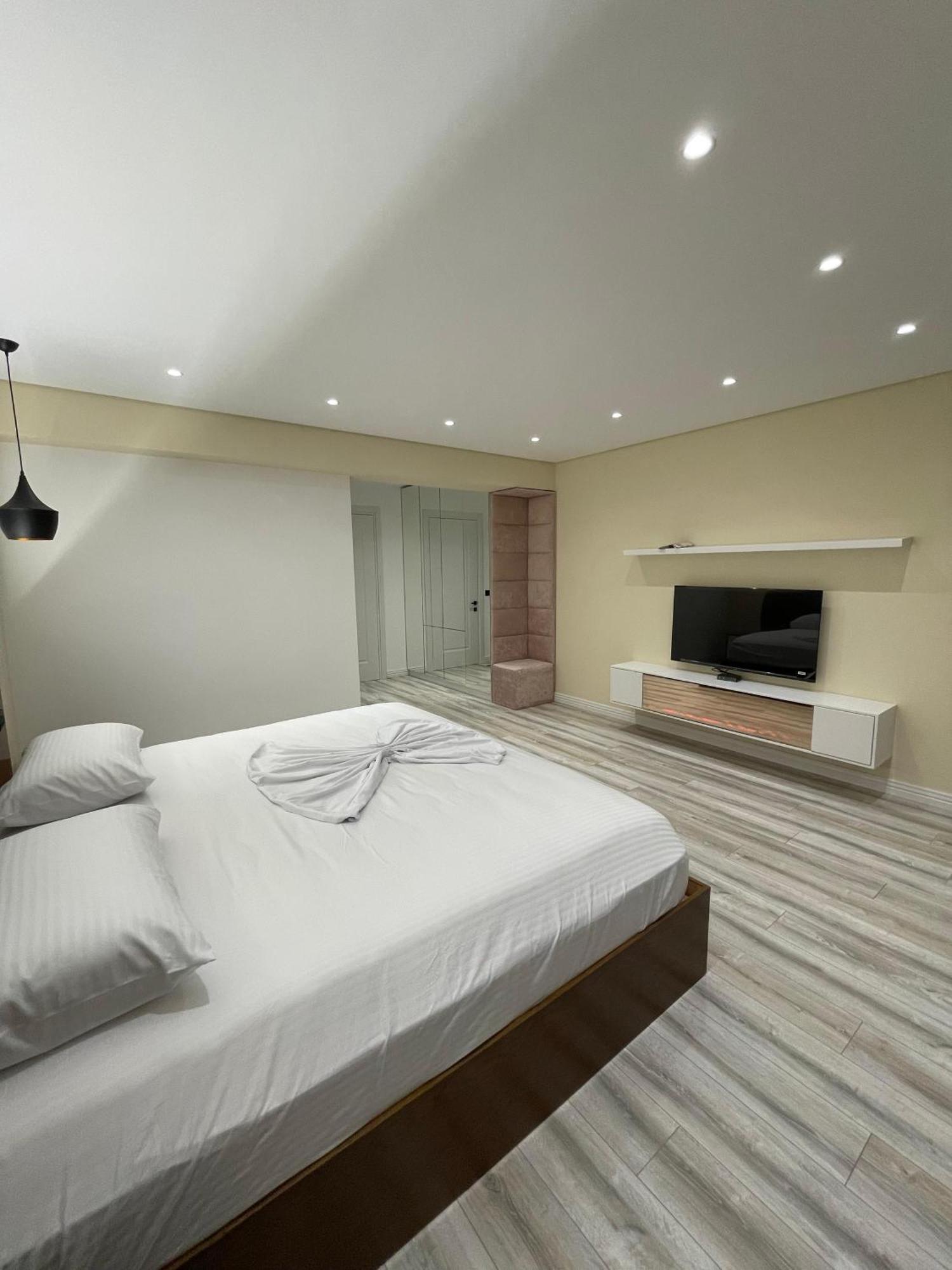 Home 12 Librazhet Dış mekan fotoğraf