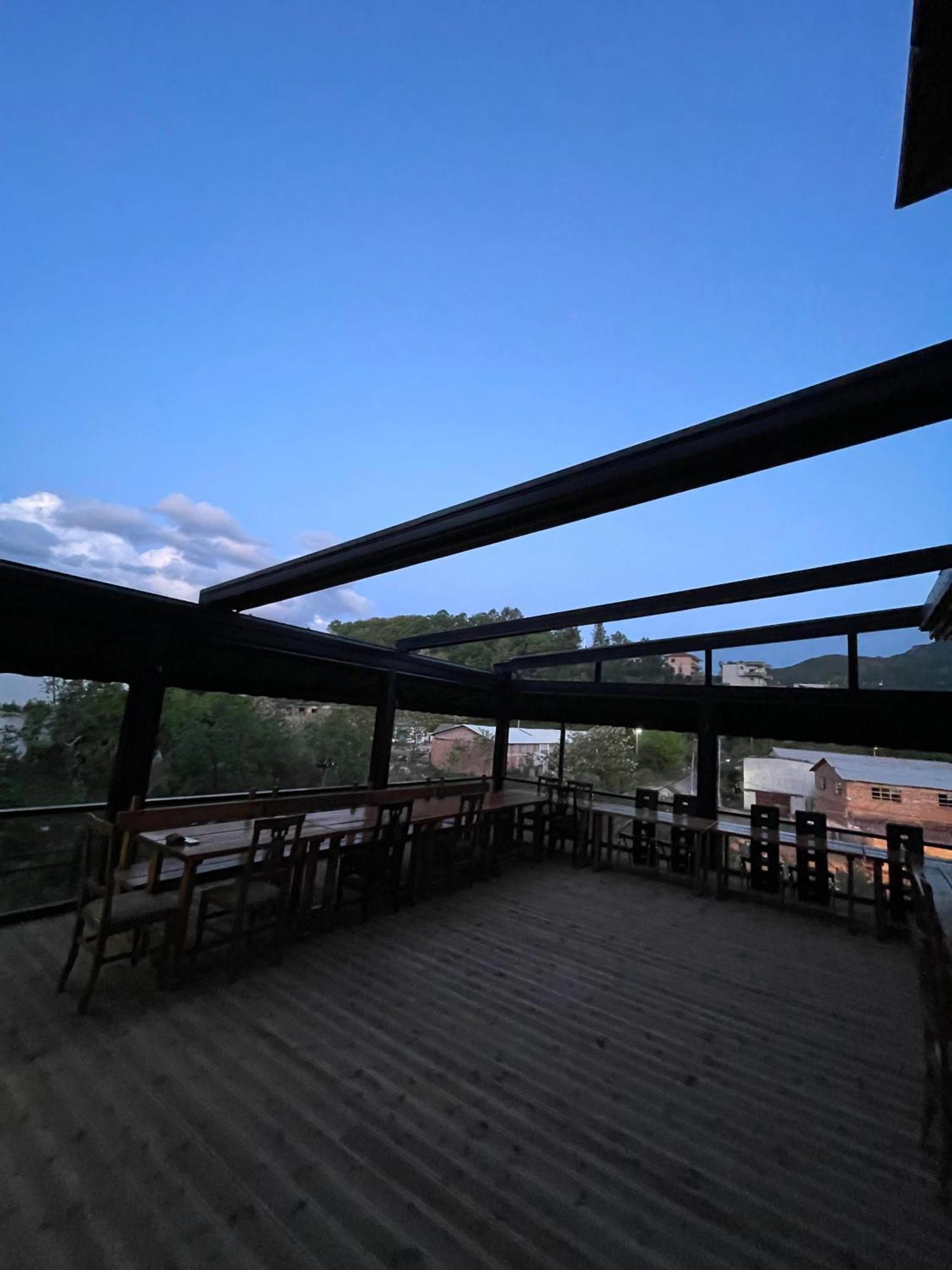 Home 12 Librazhet Dış mekan fotoğraf
