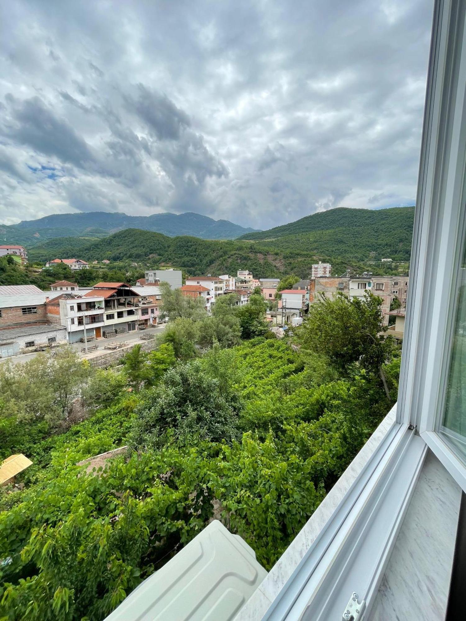 Home 12 Librazhet Dış mekan fotoğraf