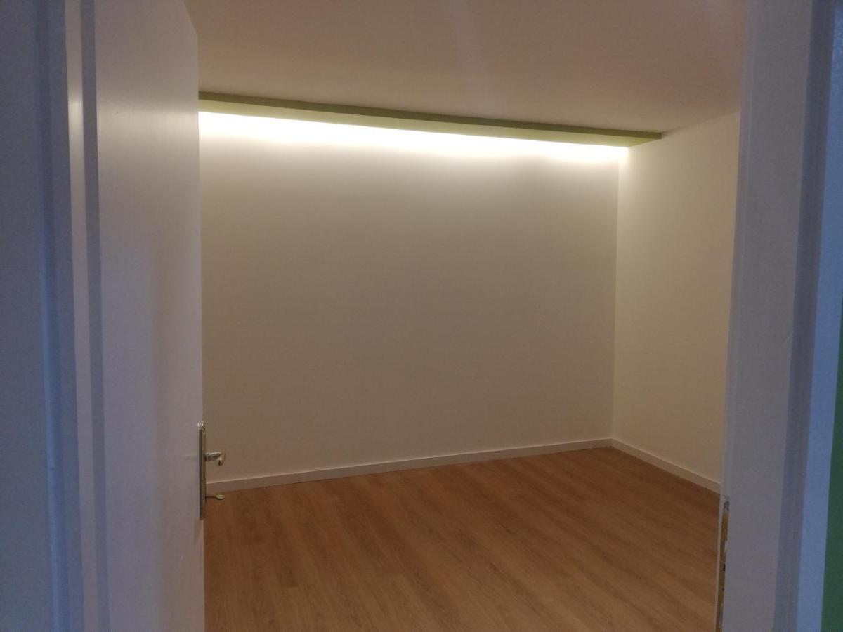 Home 12 Librazhet Dış mekan fotoğraf