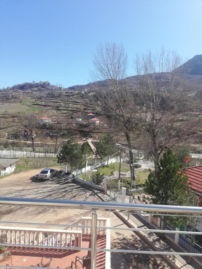Home 12 Librazhet Dış mekan fotoğraf